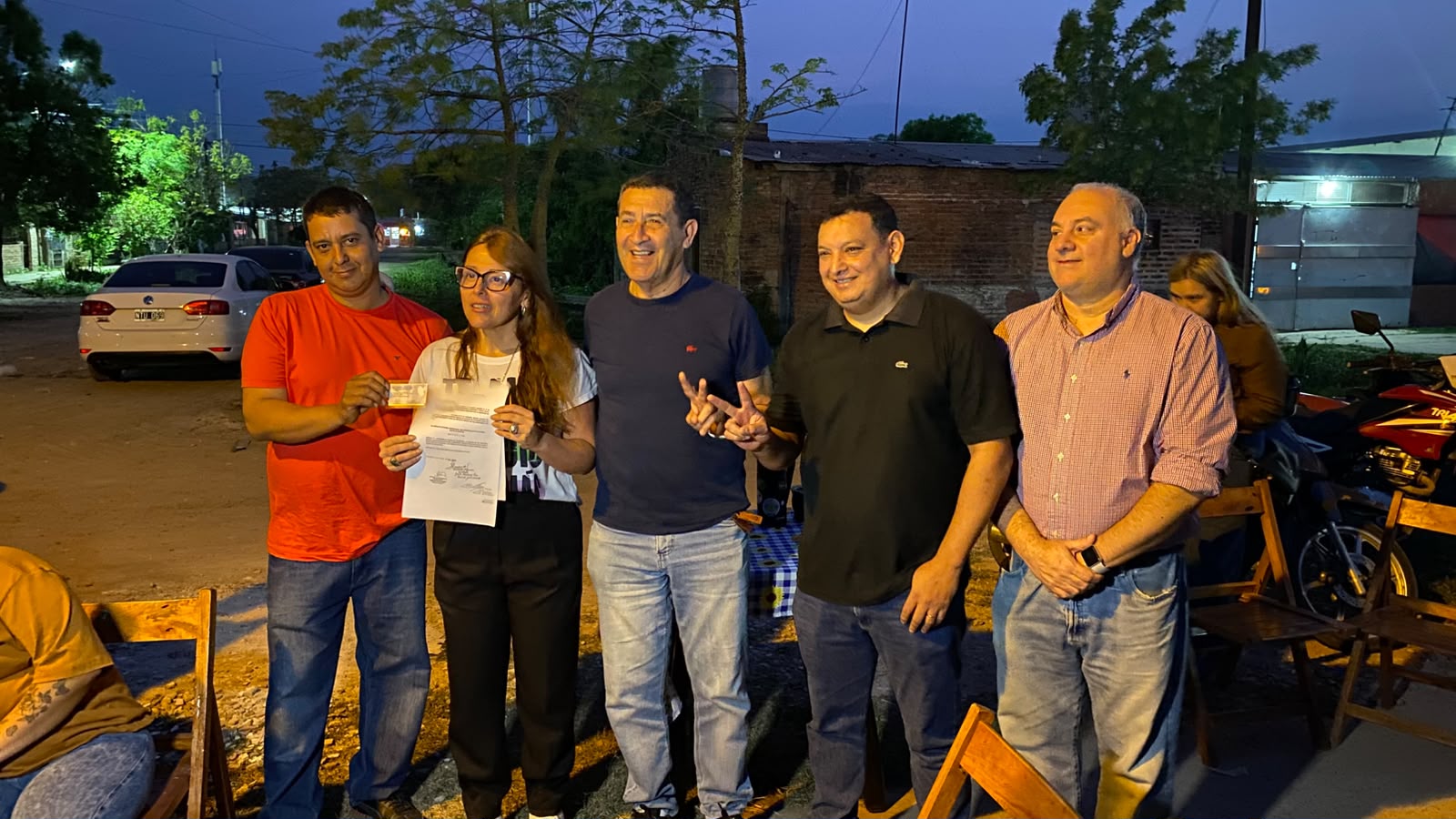 Representantes de la Secretaría durante la inauguración de la unidad básica Granito de Arena